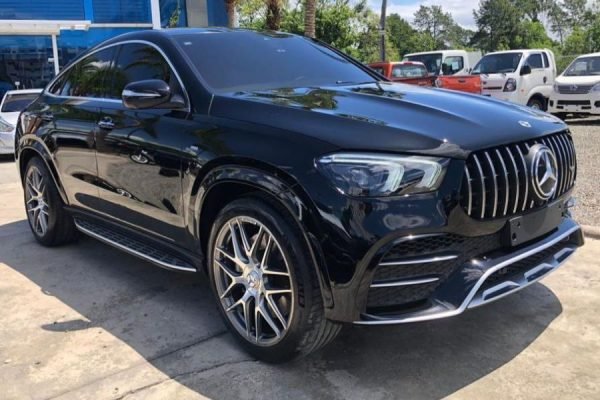 mercedez de alquiler en punta cana